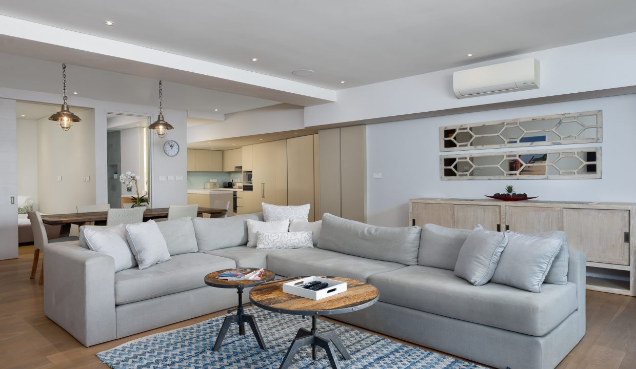 Camps Bay Apartment For Rent - 102 Boulder