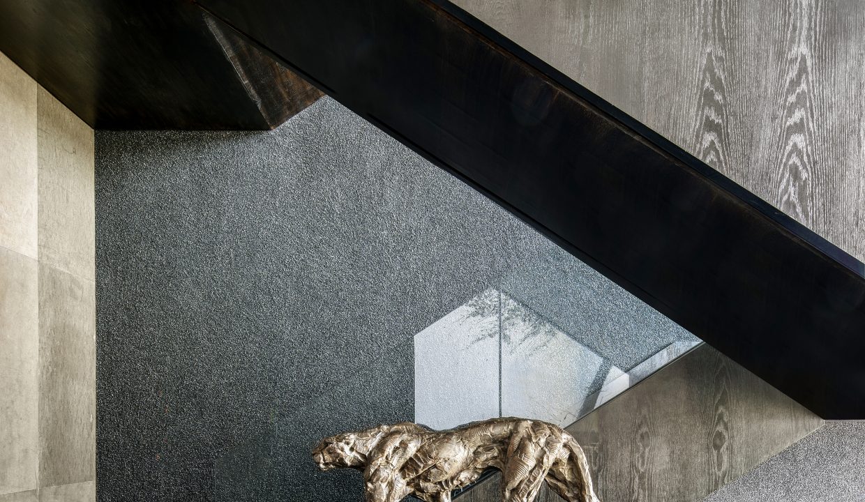 09A Obsidian photograph 09A