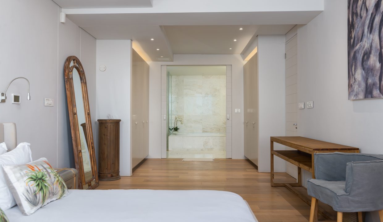 Camps Bay Apartment For Rent - 102 Boulder