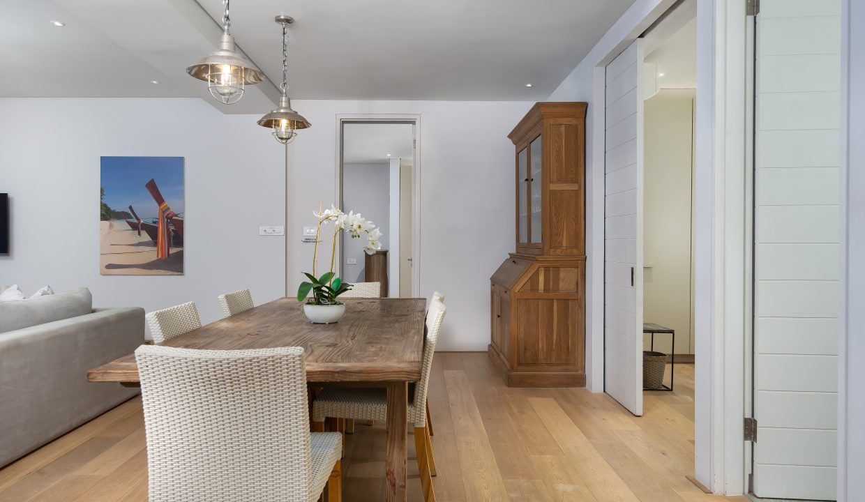 Camps Bay Apartment For Rent - 102 Boulder