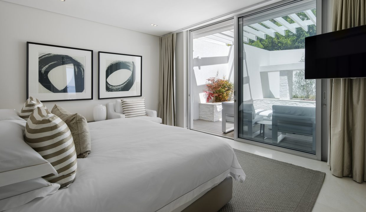 InResidence 365 OVD 013