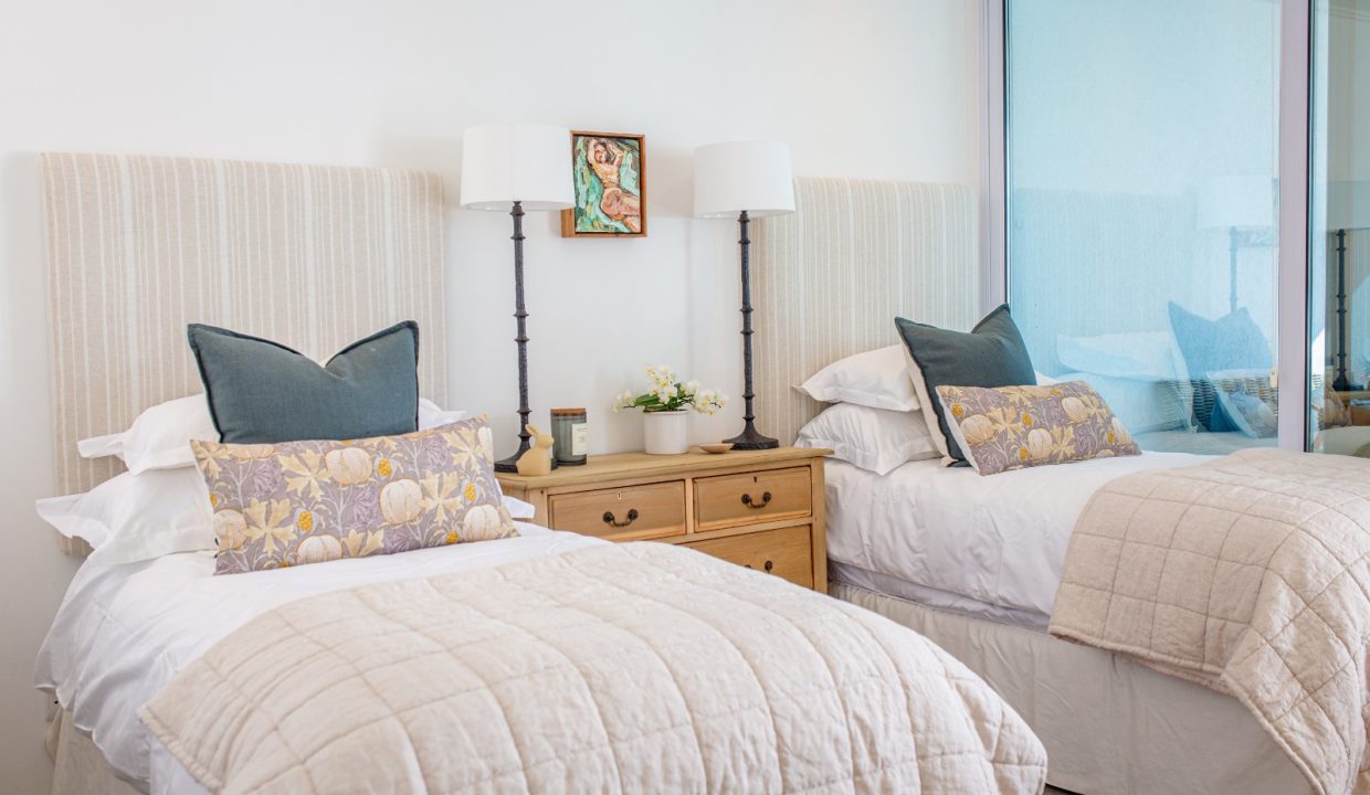 PHOTO-2025-11-15-08-18-49 4